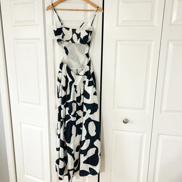 NWOT Abercrombie Drop Waist Maxi Dress Black White Print Cutout Side Size XS - Picture 8 of 12